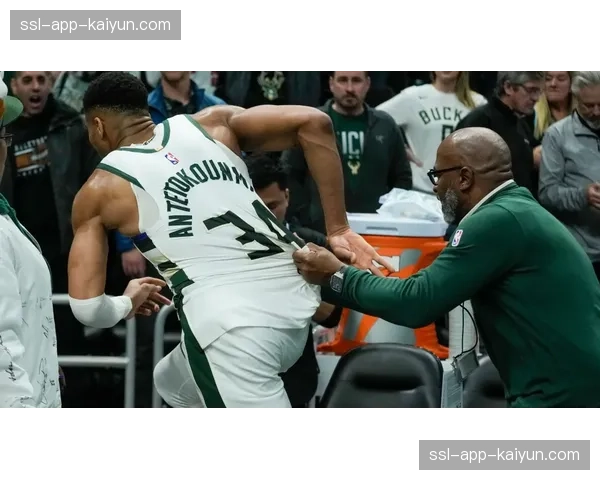 球员专访：步行者哈利伯顿谈球队“动态进攻”体系的构建心得